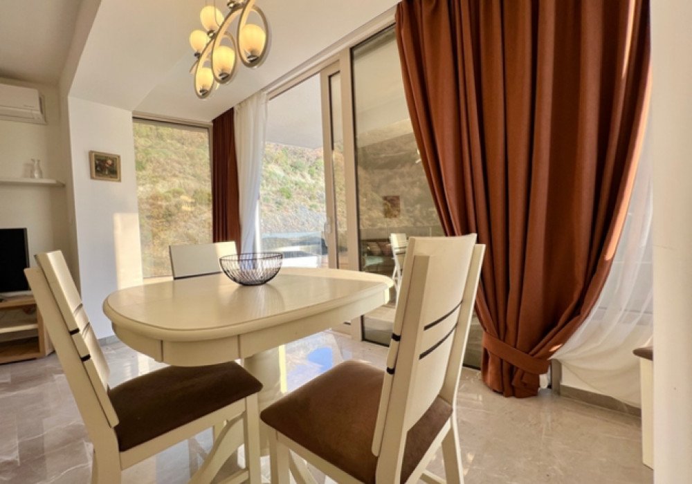 Budva Riviera, Rafailovichi district. One bedroom apartment in a new house.Distance to the sea 200m.Open poolArea 63 sq.m.Floor - sixthThe house is...