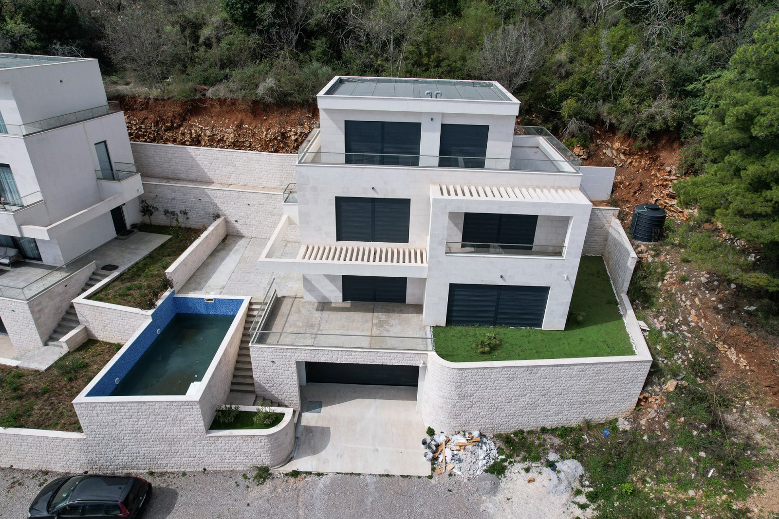 Luxury Newly Built Villa with Panoramic Sea Views – Budva<br><br><p>Available for sale is an exceptional, newly constructed villa located in the pr...