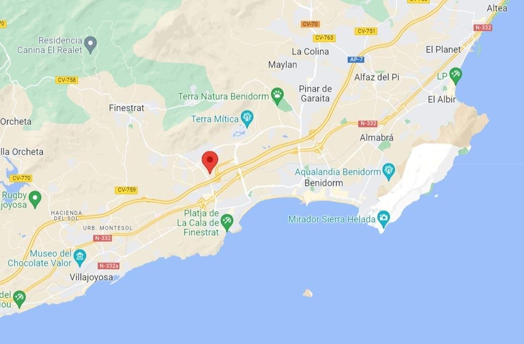  Independent villas of avant-garde design in Sierra Cortina, a luxury urbanization, where you can enjoy a unique environment of tranquility, security 