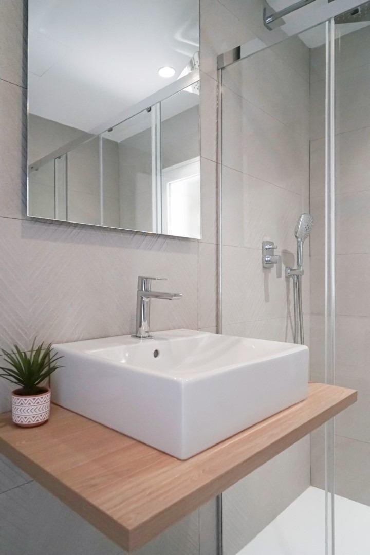  Luxury villa with sea views in Sierra de Altea.Full of light with large interior spaces, unique architecture and a natural environment with a panoram