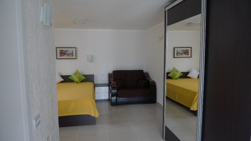 Mini-hotel in Herceg Novi<br><br><p>House / mini hotel for sale for both leisure and business. The house is located in the village of Bijela (munic...