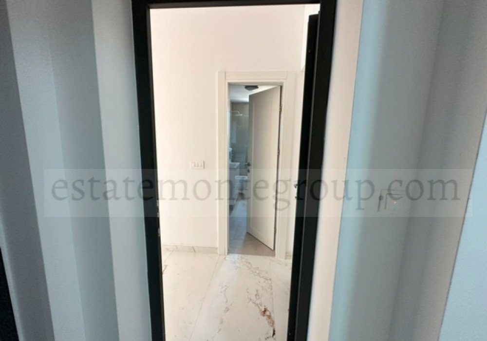 Tivat Riviera, Krasici district. New apartments from the DeveloperThe apartments are sold from the Developer, therefore, the Buyer is exempt from p...