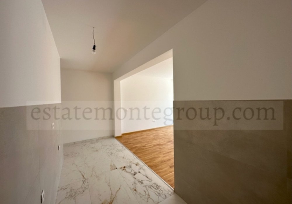 Tivat Riviera, Krasici district. New apartments from the DeveloperThe apartments are sold from the Developer, therefore, the Buyer is exempt from p...