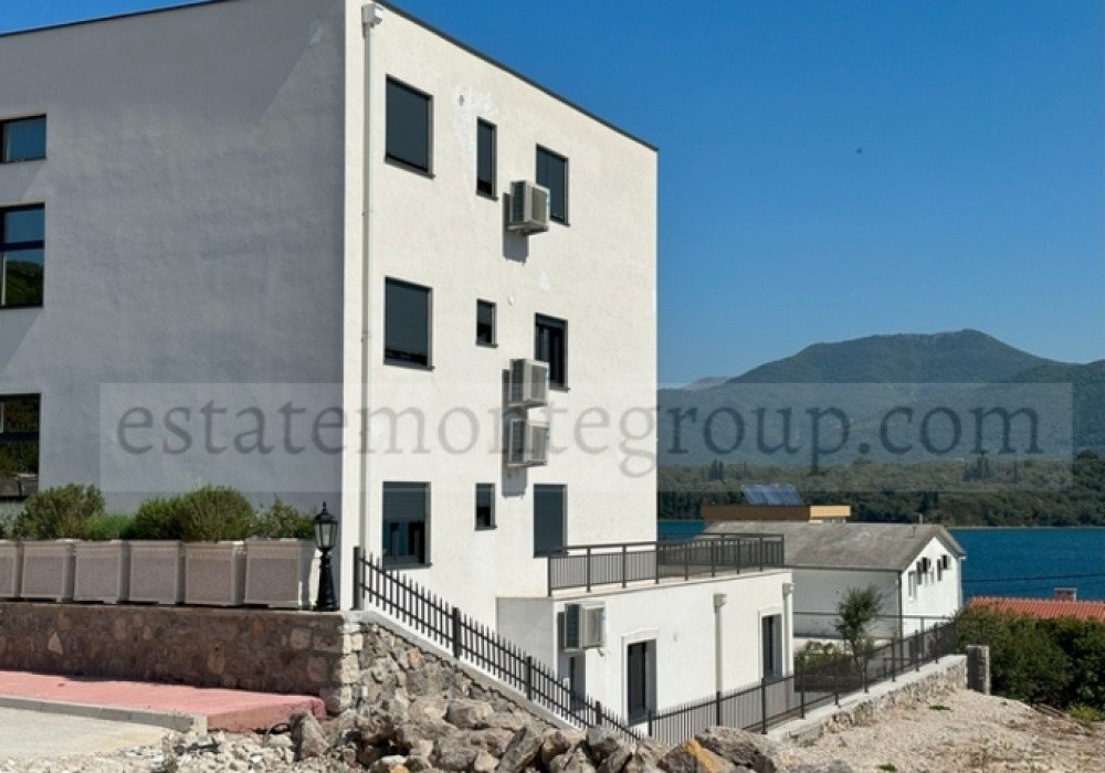 Tivat Riviera, Krasici district. New apartments from the DeveloperThe apartments are sold from the Developer, therefore, the Buyer is exempt from p...