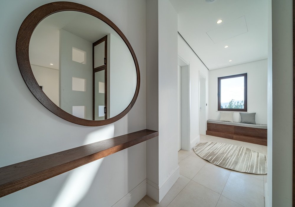 Area 185 sq.m.Land area 533 sq.m.Bedrooms: 2 Ванных комнат: 2