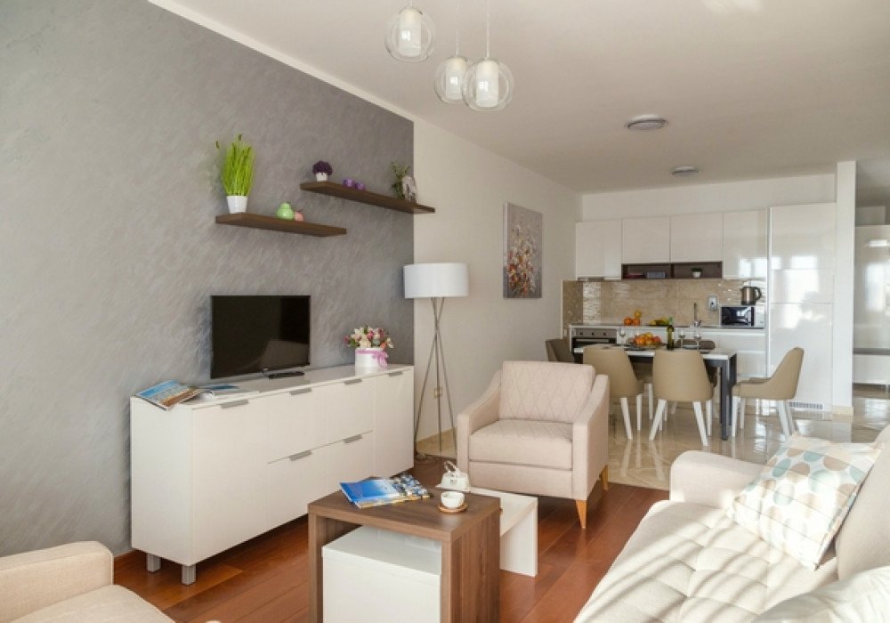 Budva Riviera, Becici district. Apartment with three bedrooms.Distance to the sea 300m.Floor - secondArea 107 sq.m.Underfloor heating systemCCTVSea...