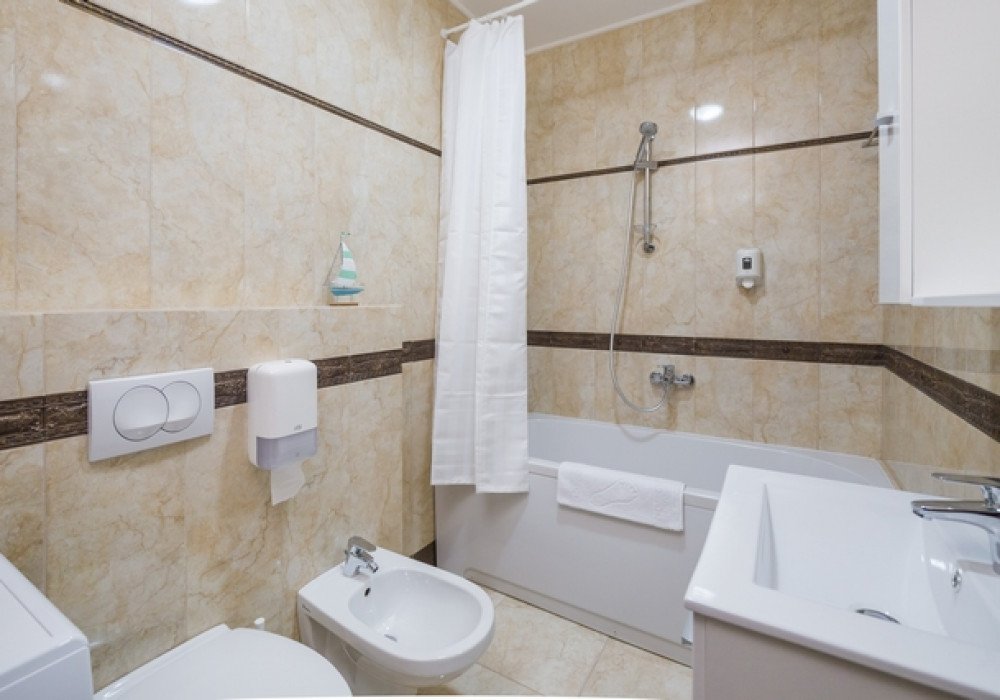 Budva Riviera, Becici district. Apartment with three bedrooms.Distance to the sea 300m.Floor - secondArea 107 sq.m.Underfloor heating systemCCTVSea...