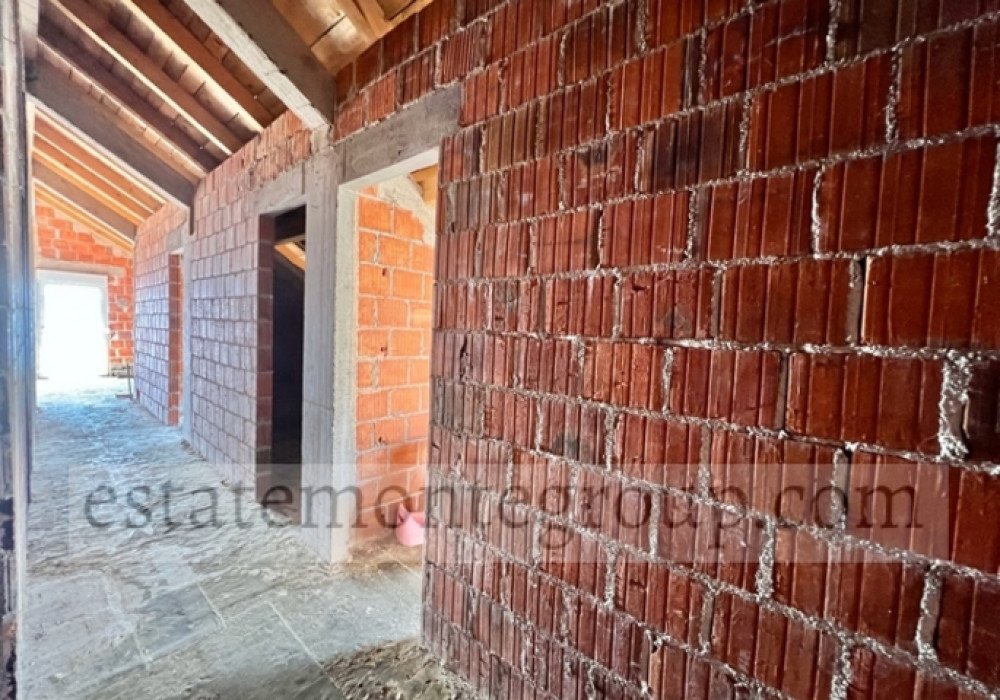 Boka Bay of Kotor, Herceg Novi, Genovici district. Apartments on the first line by the sea

The distance to the sea is 30 m.

Sea view

Fourth floor

