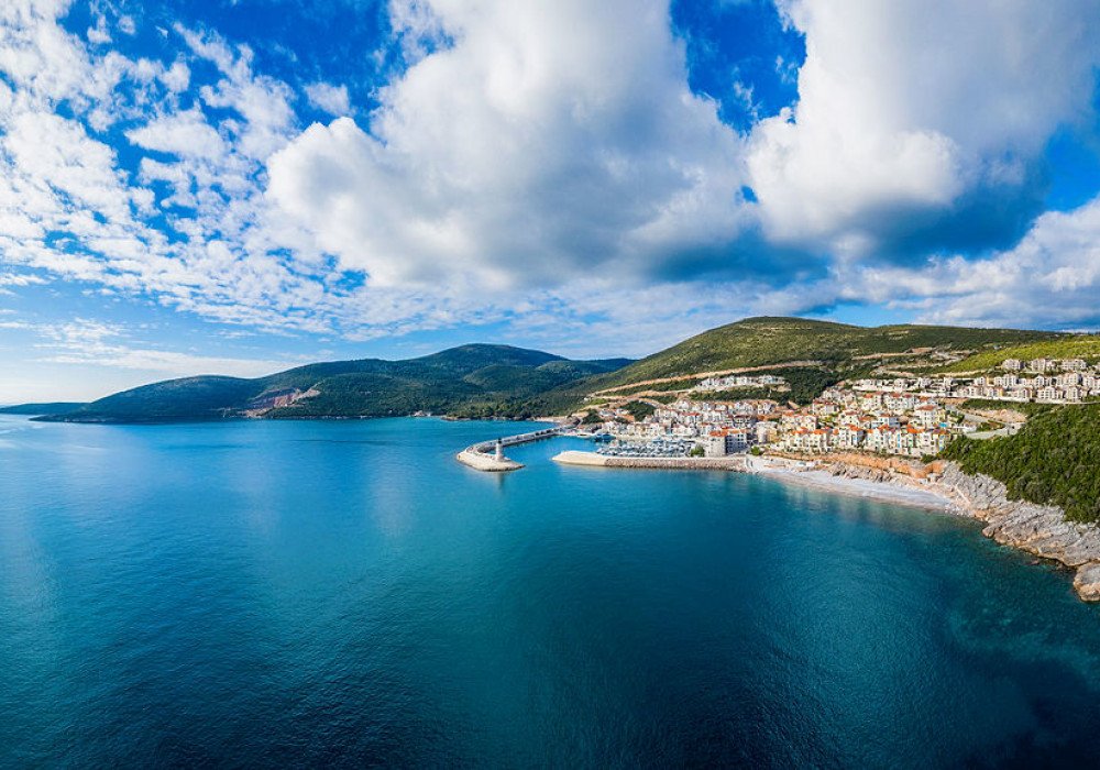 Tivat Riviera, Lustica peninsula. New apartments from the DeveloperThe developer provides a flexible payment scheme for different objects from thre...