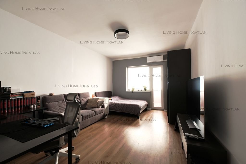 <p>Újlipótvársban, az Ipoly utcában 1. emeleti felújított, 41 m2-es, 1 szobás, erkélyes, tégla építésű társasházi lakás&nbsp;teljes berendezéssel, ...