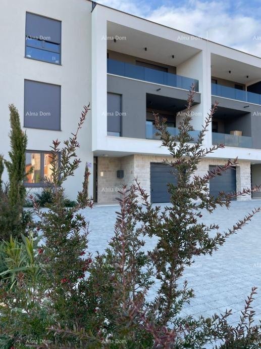 Wohnung Verkauf! Wohnung in Neubau mit 3 Schlafzimmern und zwei Parkplätzen, Pula, Valdebek! S4