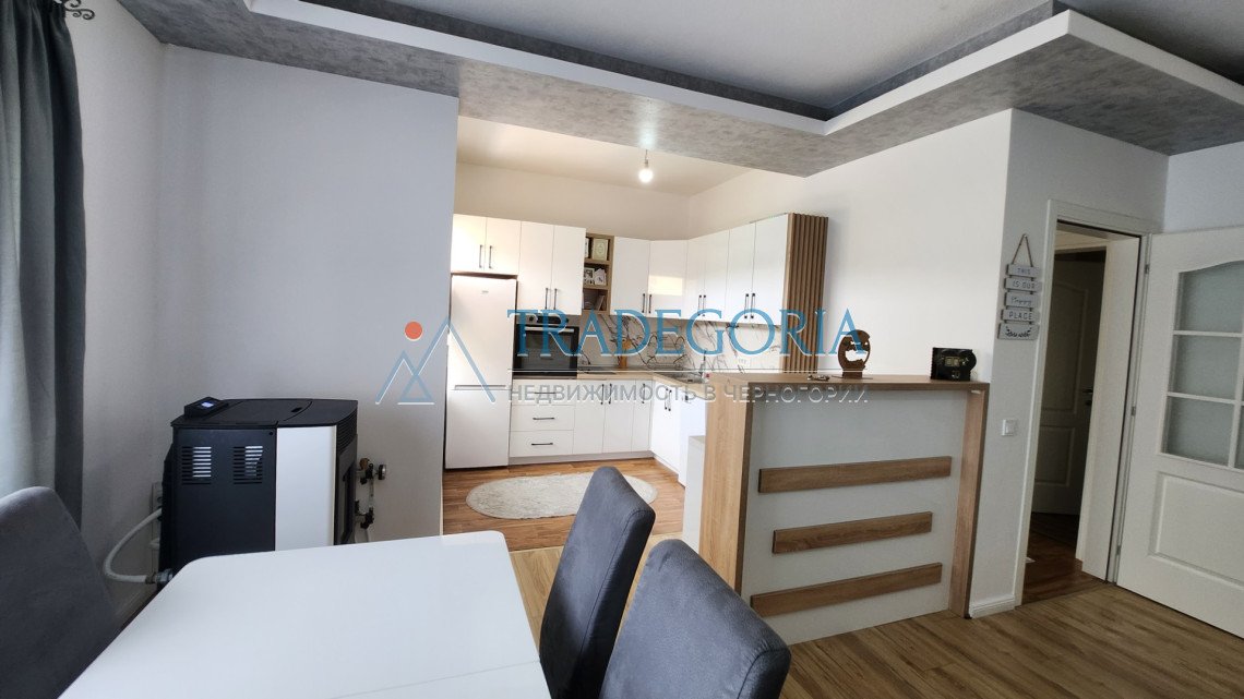 <h2>description</h2><p>New two-story house in Cheluga, city of Bar, with an area of 194 m2 on a land plot of 348 m2 and a garage of 21 m2</p><div><...