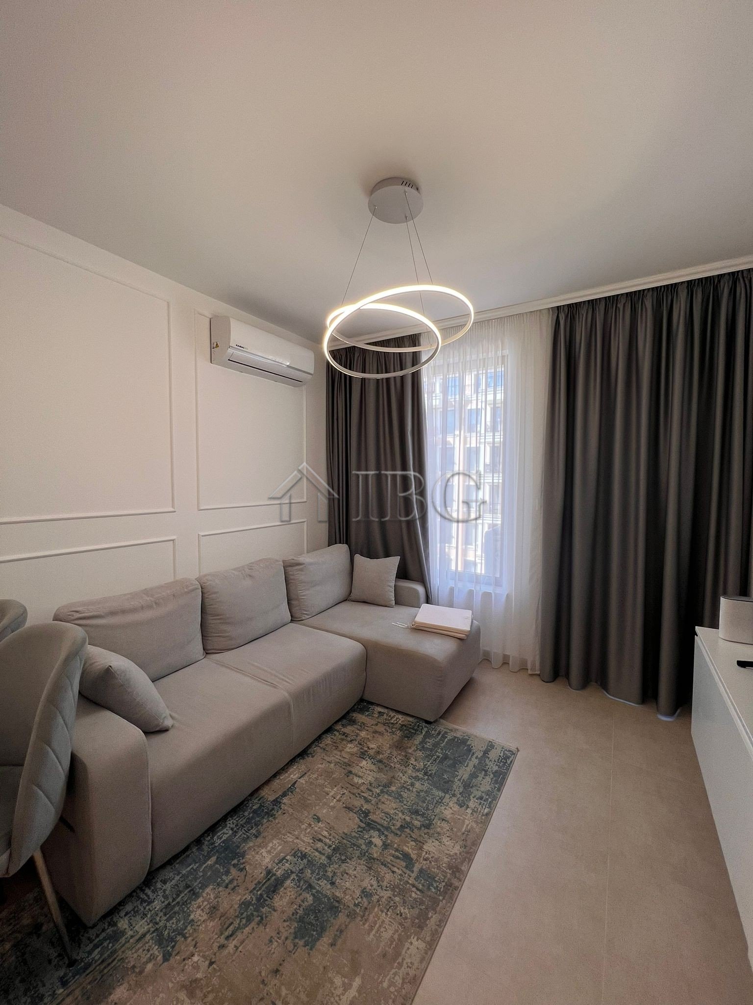 Modern One-Bedroom Apartment with Pool View in Polar Star, Sveti Vlas<br><br>We are happy to present a modern one-bedroom apartment in the Polar Star 