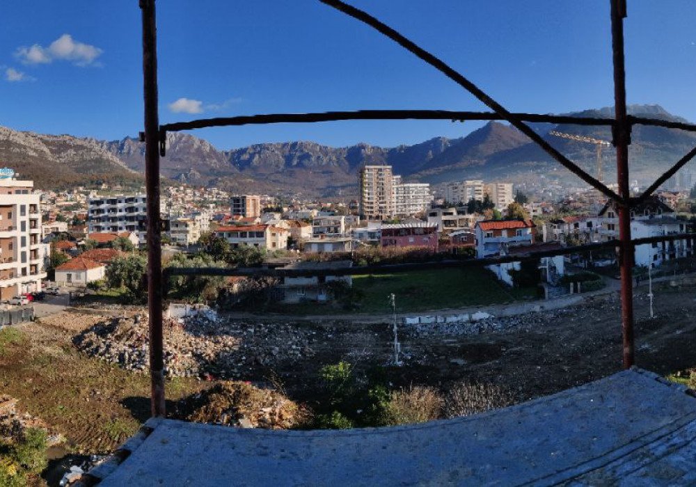 The city of Bar, Ilino district. Apartments in a new residential complex.

Commissioning – January 2025

The distance to the sea is 400m.

Sea and mou