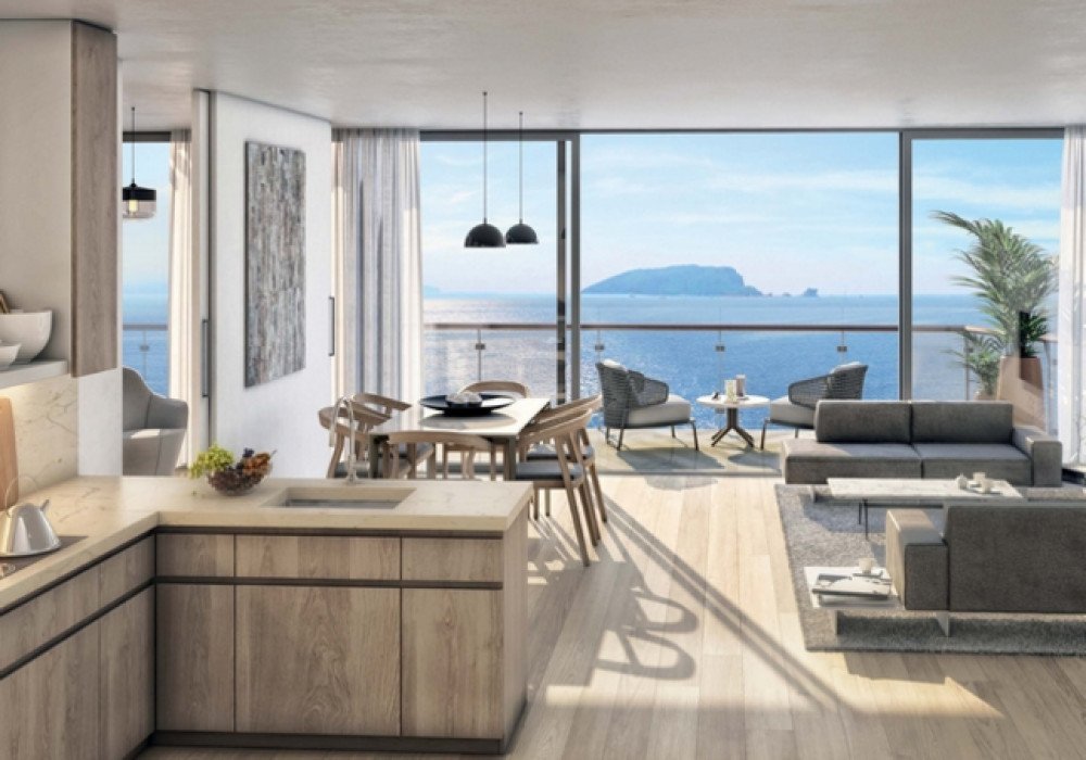 Description
Budva, the center. New luxury residential complex in the center of Budva, on the first line by the sea
Distance to the sea 30m
The complex