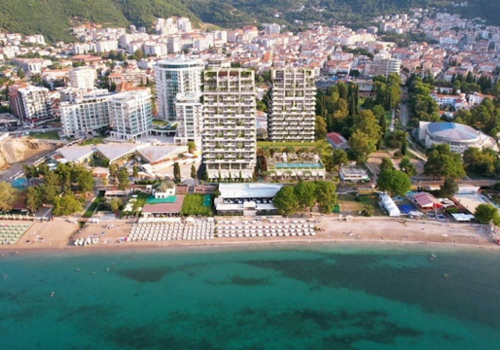 Description
Budva, the center. New luxury residential complex in the center of Budva, on the first line by the sea
Distance to the sea 30m
The complex