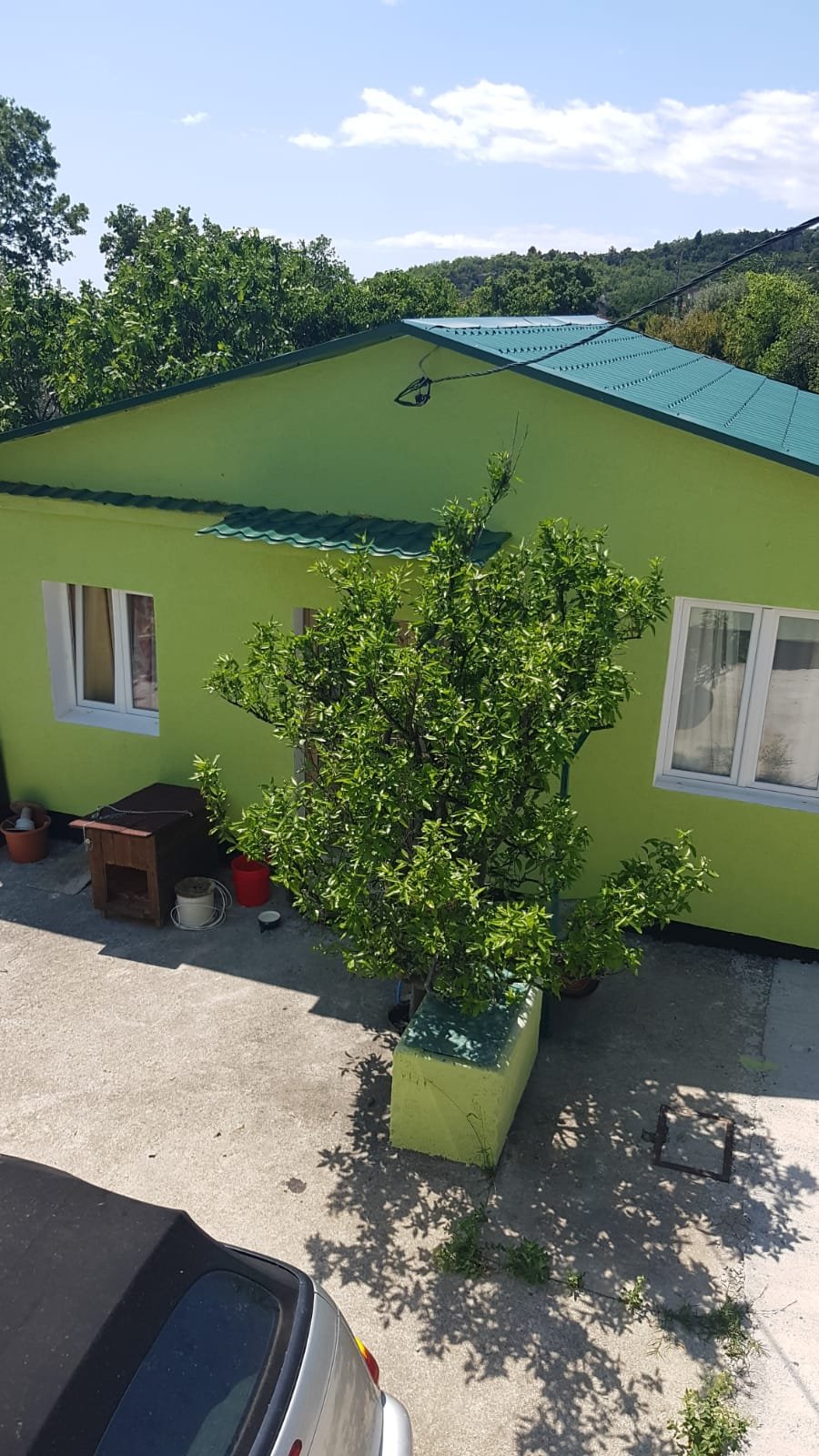 House with a land plot in Shushan<br><br><p>-2  We offer for sale a house with a land plot and a sea view in the town of Shushan. The house has bee... 
