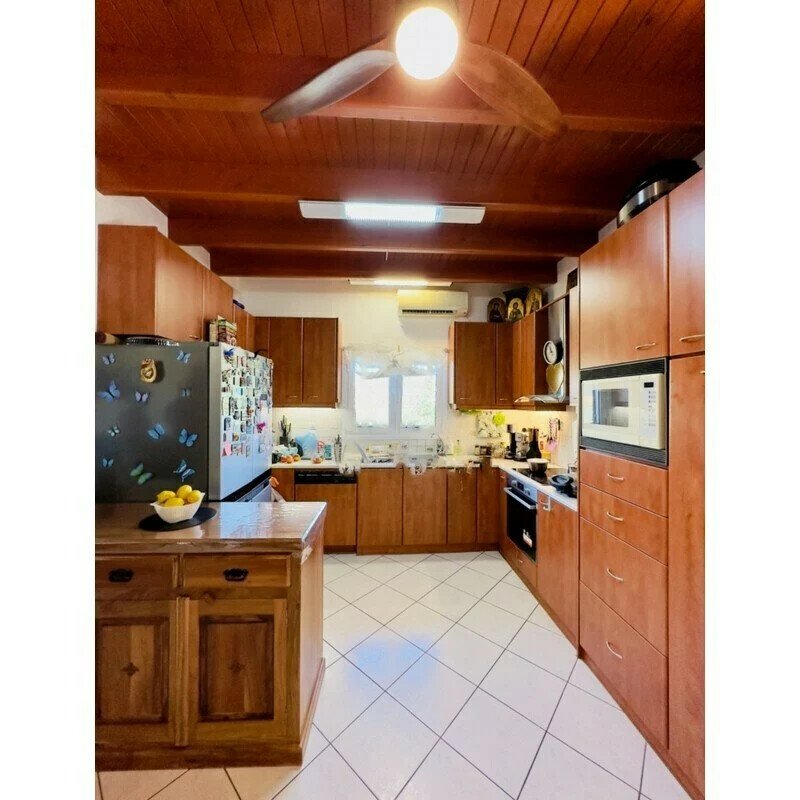 Verkauf Einfamilienhaus 255 m² in Attika