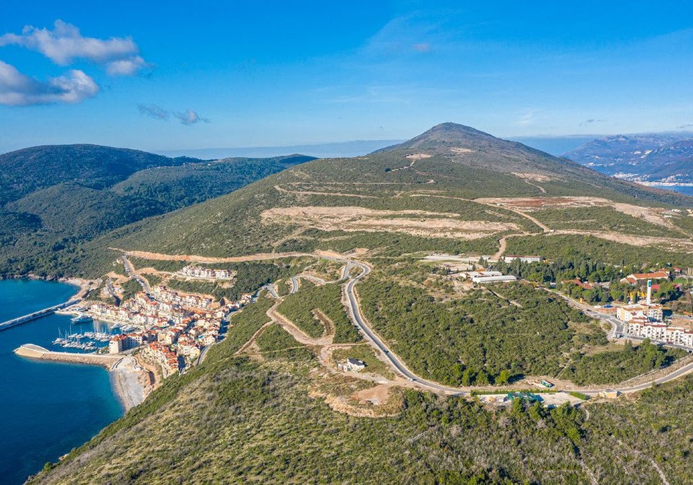 Tivat Riviera, Lustica peninsula. New apartments from the DeveloperThe developer provides a flexible payment scheme for different objects from thre...