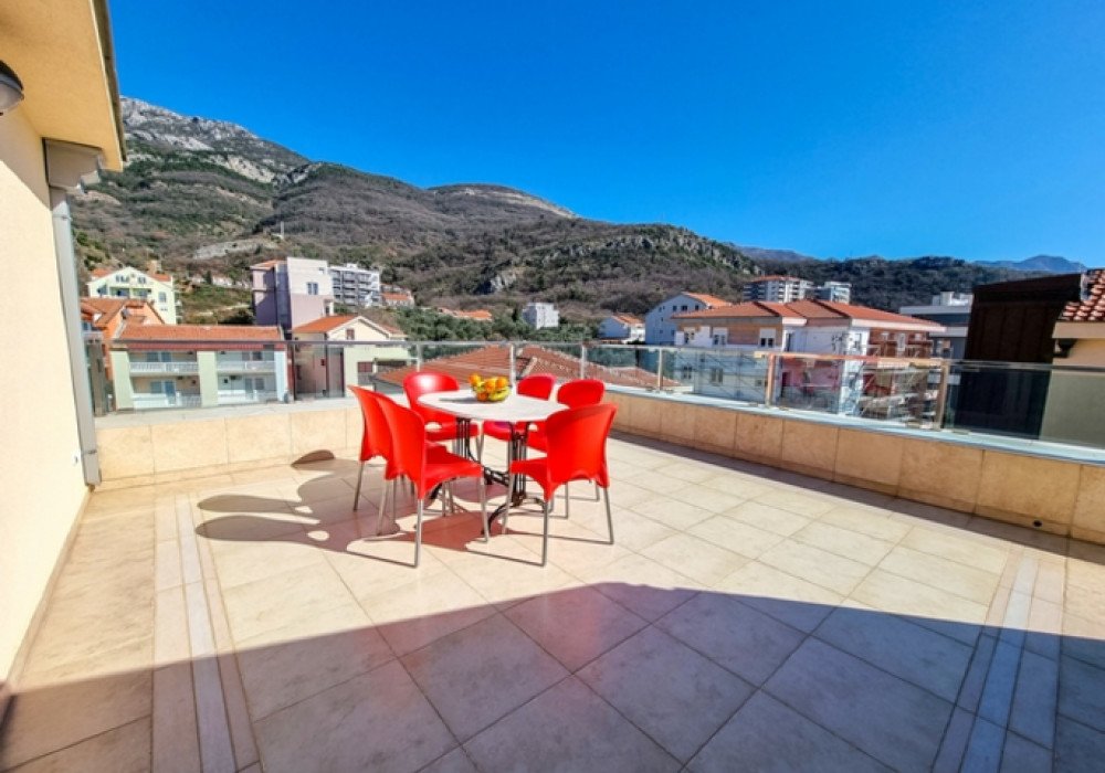 becici: DescriptionBudva Riviera, Becici district. New apartments The sale is from the Investor, therefore, the Buyer does not pay the state tax on the tur... 