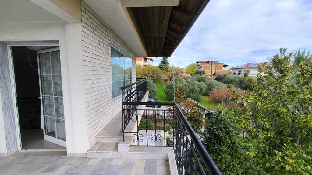 Verkauf Einfamilienhaus 300 m² an der Olympischen-Riviera