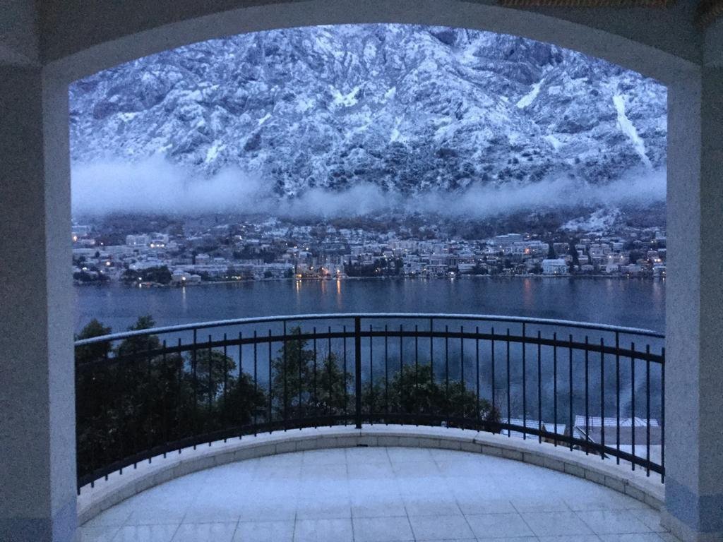 ‍‍LOCATIONThis house is located in Kotor Municipality, 2km away from the city center. The sea and the beach are 100m away from the house. Tivat air...