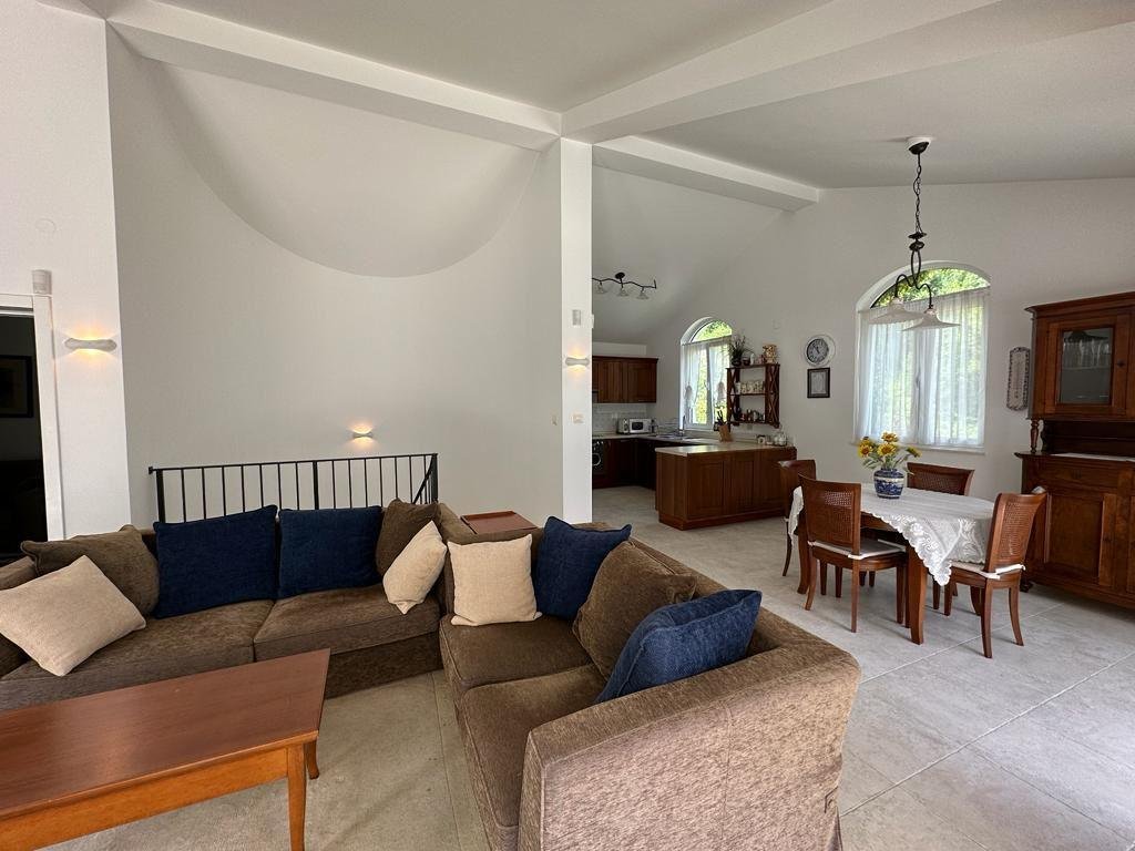 ‍‍LOCATIONThis house is located in Kotor Municipality, 2km away from the city center. The sea and the beach are 100m away from the house. Tivat air...