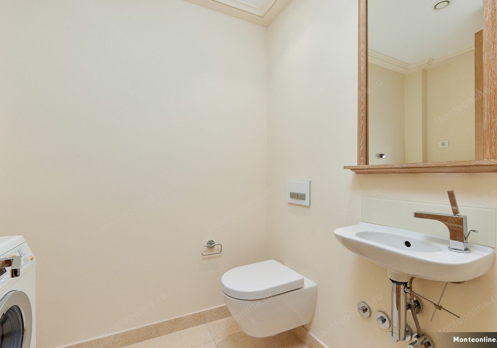 Tivat Riviera Boka Kotor Bay world famous marina and elite yachtsmens village - Porto Montenegro.

An elite village of yachtsmen, it is 450 berths for