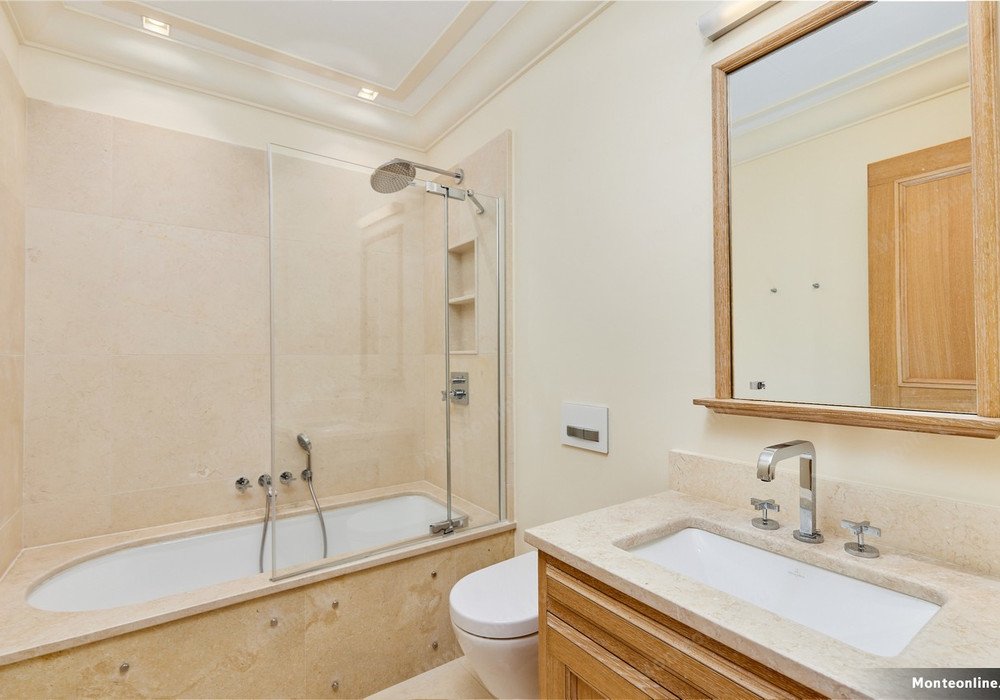 Tivat Riviera Boka Kotor Bay world famous marina and elite yachtsmens village - Porto Montenegro.

An elite village of yachtsmen, it is 450 berths for