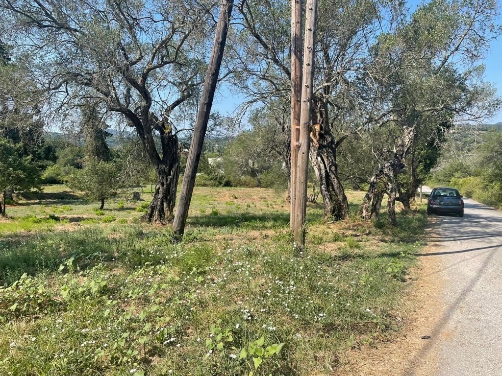 Verkauf Land 4154 m² auf Korfu