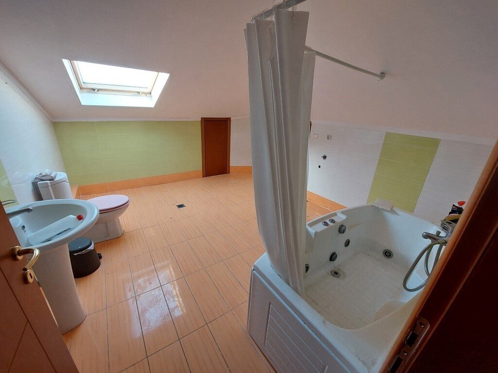 Verkauf Zweistöckig 180 m² in Thessaloniki