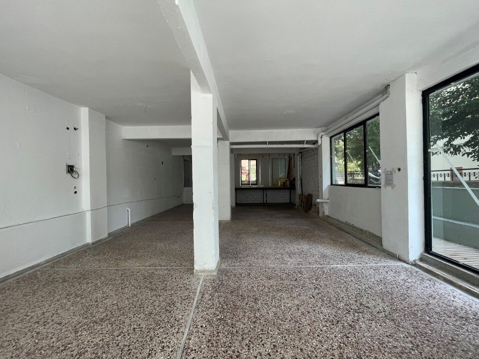 Commercial property 115 m² Thessaloniki