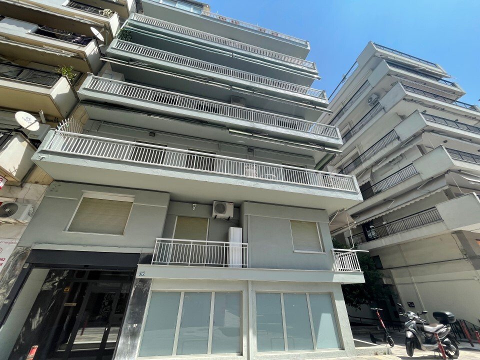 Commercial property 115 m² Thessaloniki