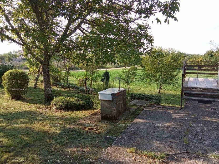 Bauland Baugrundstück mit legalisiertem Gebäude Parizi Gemeinde Pazin