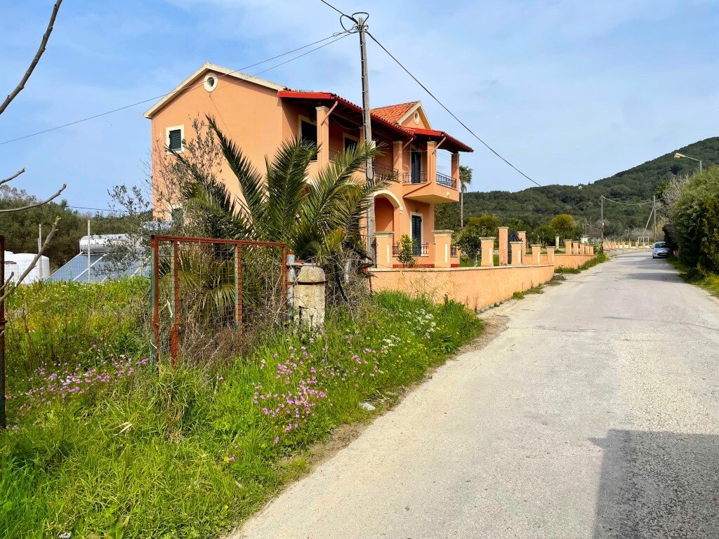 Verkauf Land 7497 m² auf Korfu