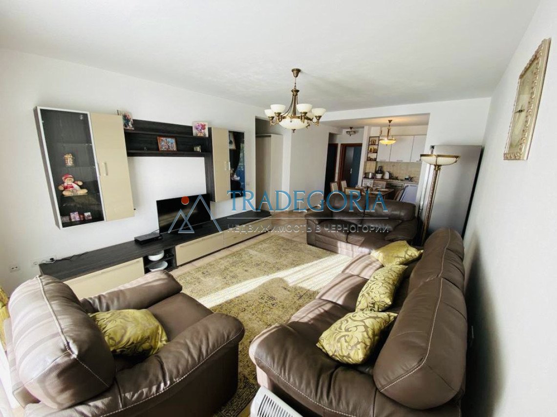 <div>SPACIOUS 3 BEDROOM APARTMENT IN BECICI. URGENT SALE!</div><div> Area 106 m2</div><div> Spacious living room, dining area with kitchen</div><di... 