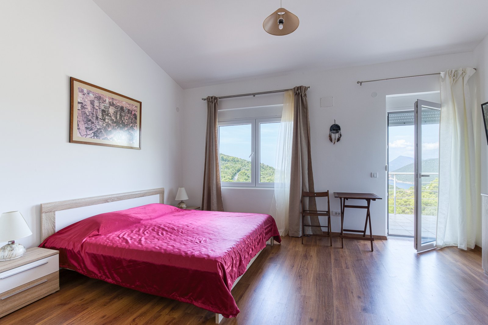Elegant Home with Stunning Views of the Bay of Kotor in Herceg Novi<br><br><p>Elegant Home with Stunning Views of the Bay of Kotor in Herceg Novi (KO 