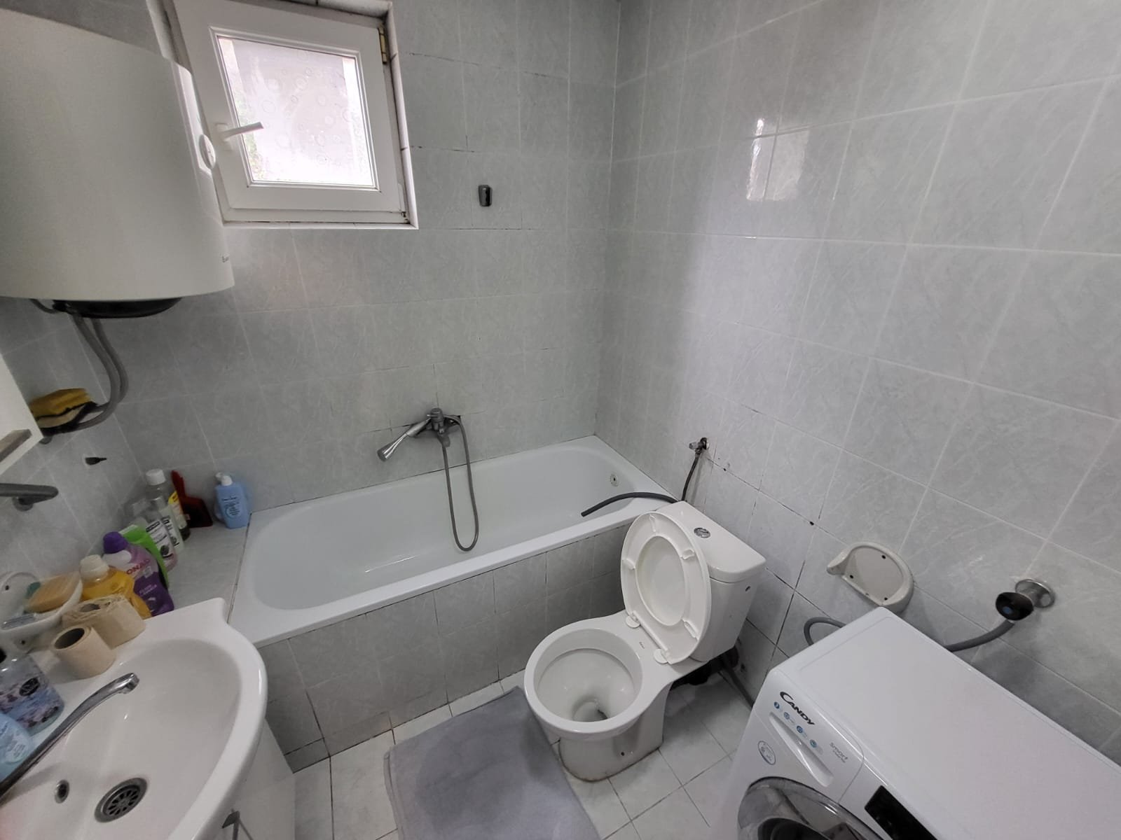 Two-bedroom apartment  in Petrovac in a quiet neighborhood within walking distance from the beach<br><br><p>Apartment for sale, 59m2, on the second...