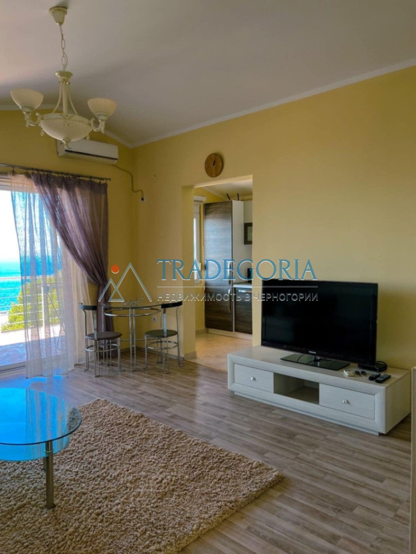 <h2>description</h2><p>In the seaside town of Bar, a house with a view, consisting of two independent apartments, is for sale. Each floor features a s