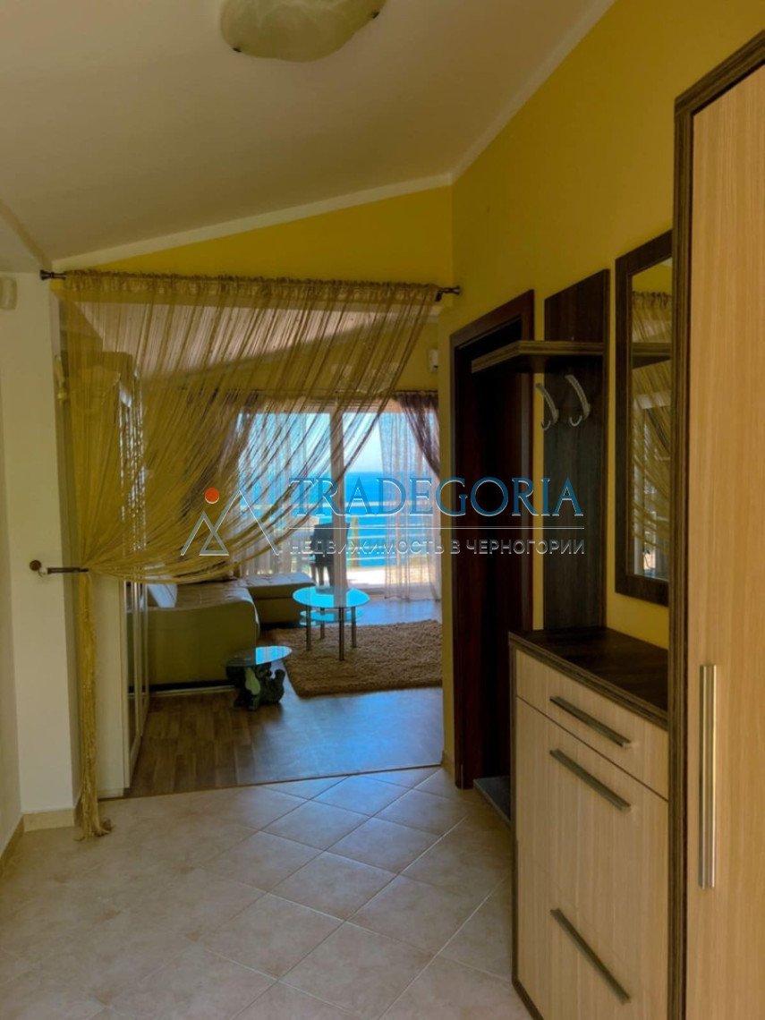 <h2>description</h2><p>In the seaside town of Bar, a house with a view, consisting of two independent apartments, is for sale. Each floor features a s